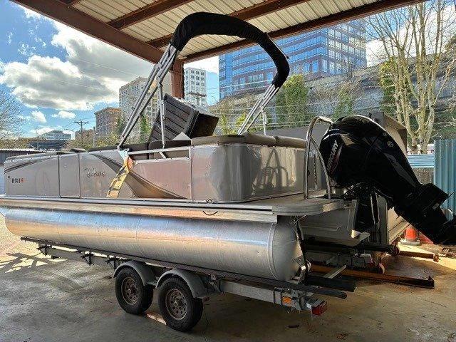 2023 West Mount tahoe ltz cruise