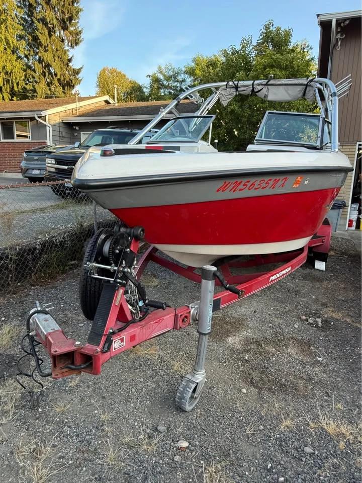 2004 Moomba mobius xlv
