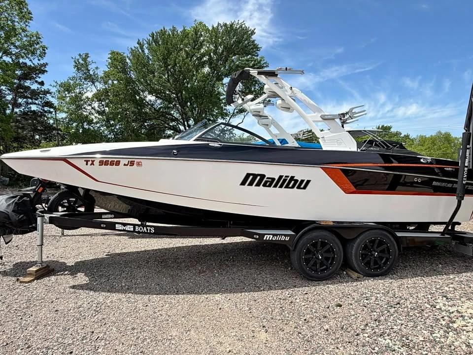 2019 Malibu 24 MXZ
