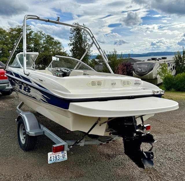 2008 Bayliner F-18 F-18 Flight Series