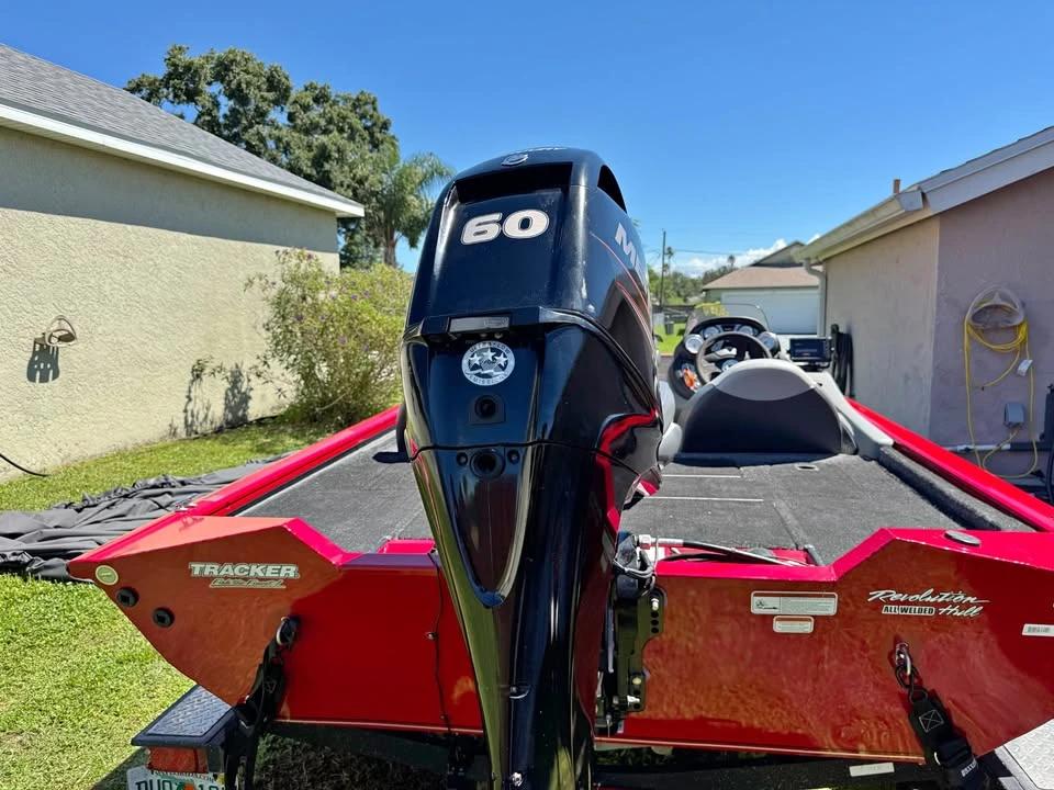 2016 Tracker Pro Team TXW 175