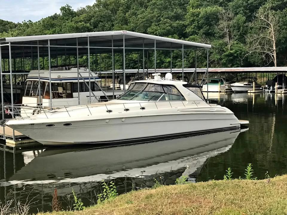 2001 SEARAY Cruiser 580