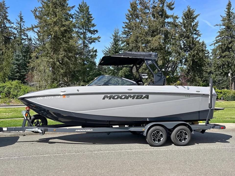 2024 Moomba surf boat