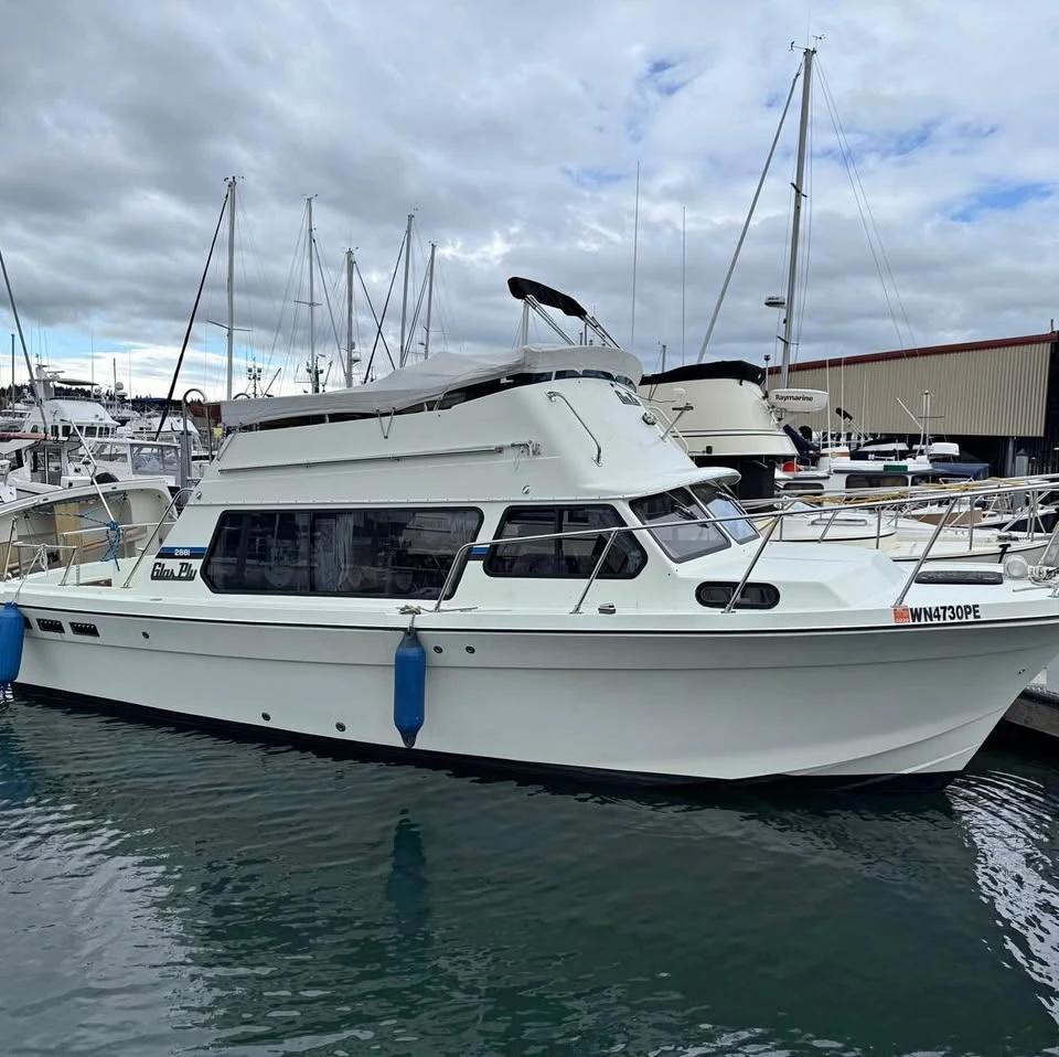 1981 Glasply 2881 long cabin 2881 LC