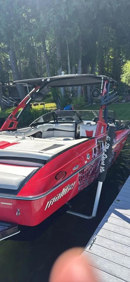 2012 Malibu Wakesetter 22 MXZ l