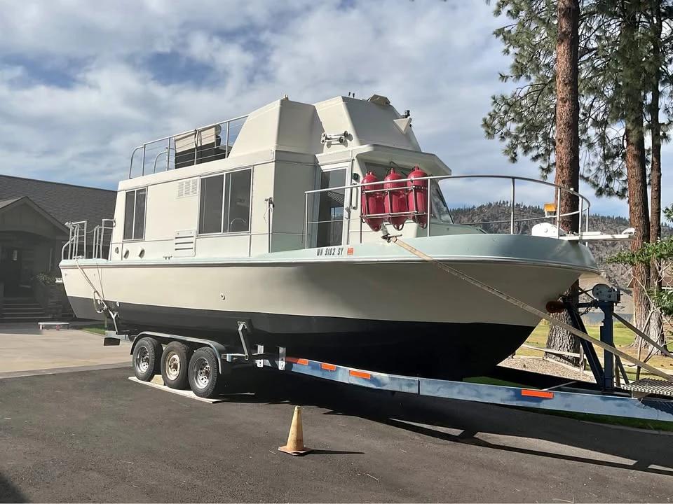 1973 Cruise A Home Crusader 31