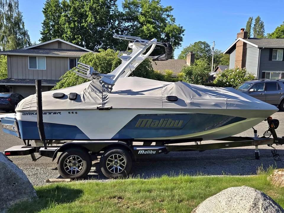 2022 Malibu 20 vtx