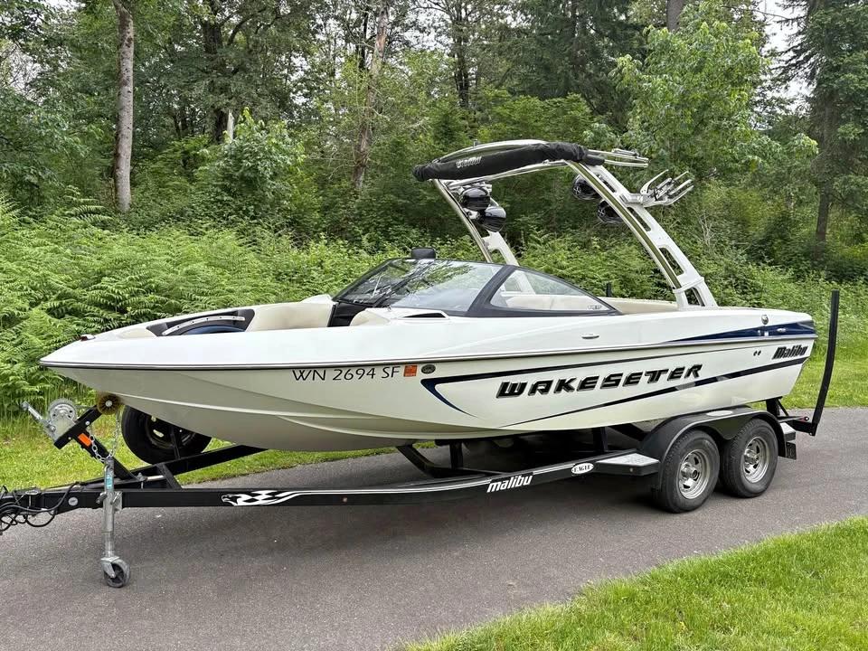 2014 Malibu 21 VLX