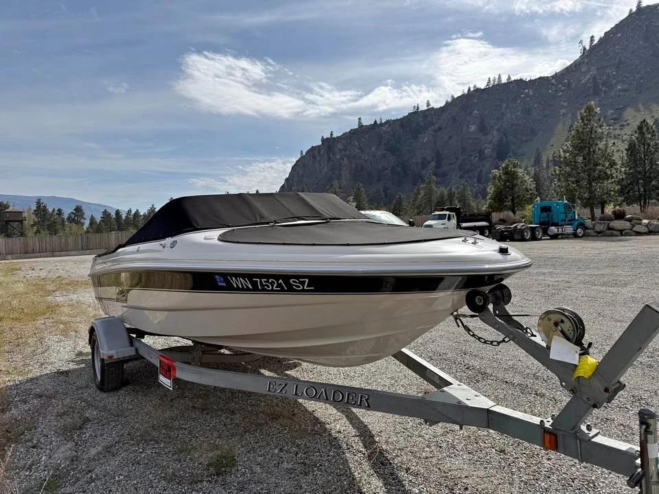 1999 Reinell boat 1999 184 BR