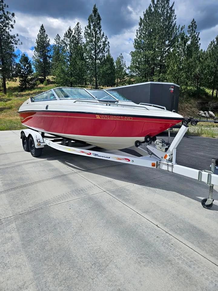 1993 Crownline boat 182 BR