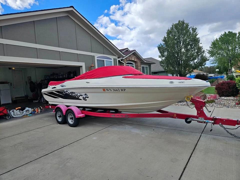 2010 SeaRay 205 sport Sea Ray 205 Sport