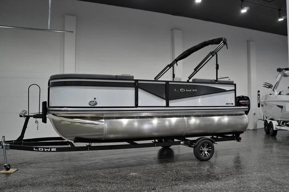 2026 LOWE LS 190 Base
