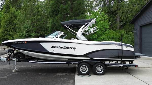 2017 MasterCraft x26