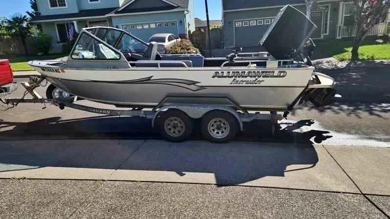 2003 Alumaweld Intruder 20