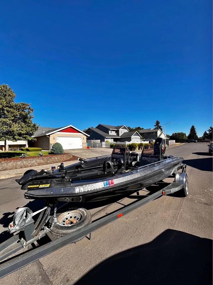 2016 Champion Bass 181 SX