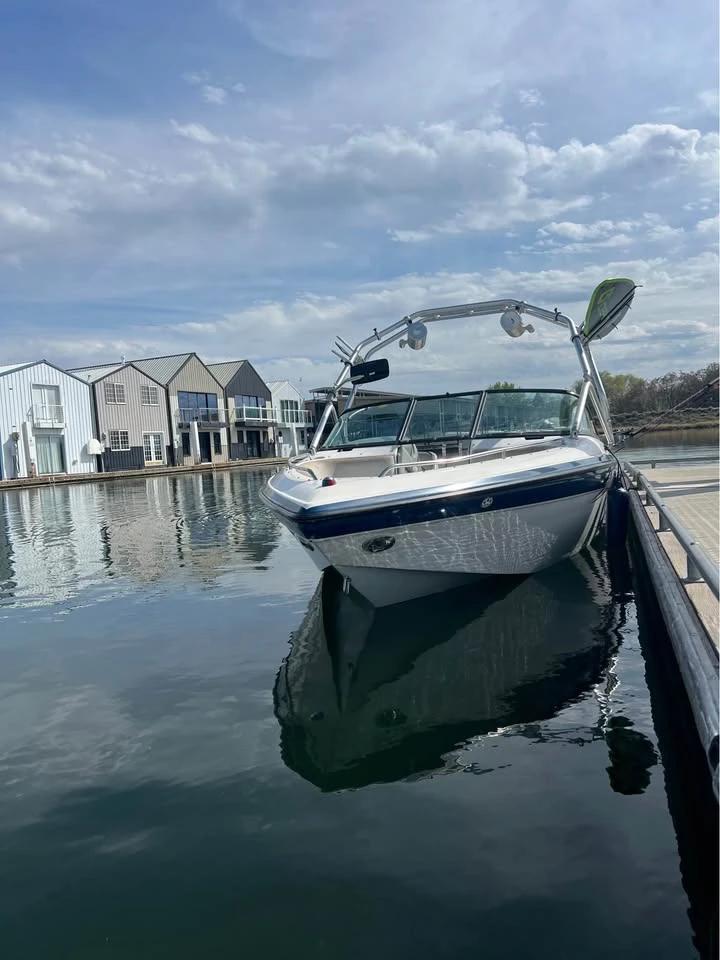 2005 Supreme v230