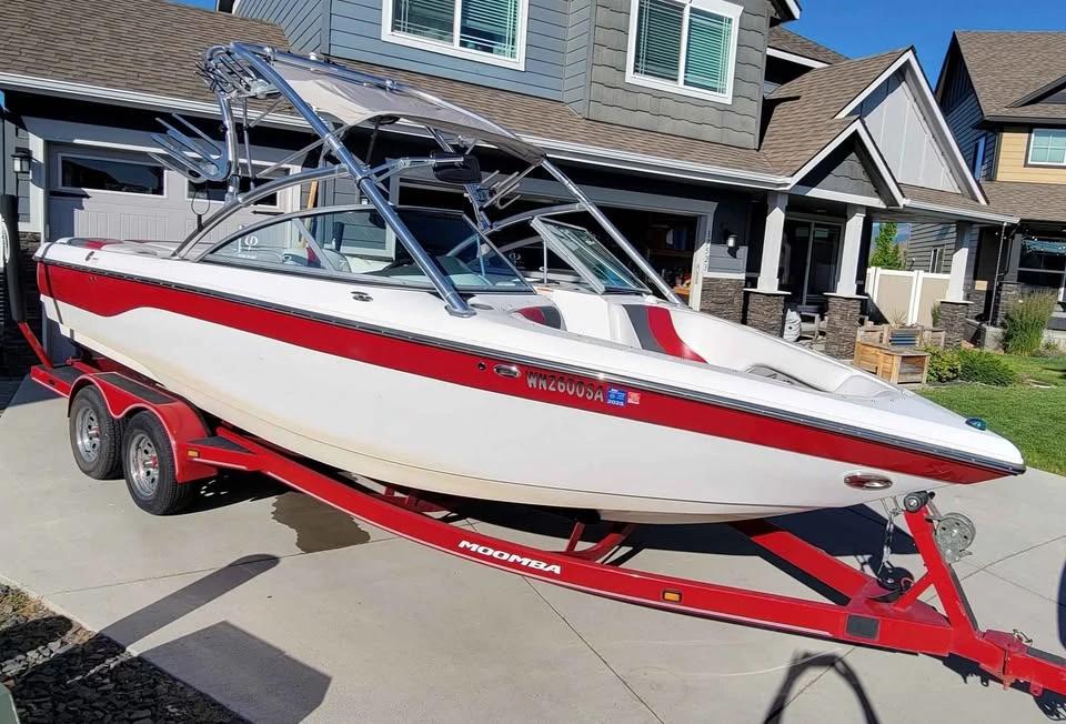 2006 Moomba Mobius XLV