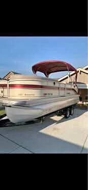 2013 Bennington Pontoon