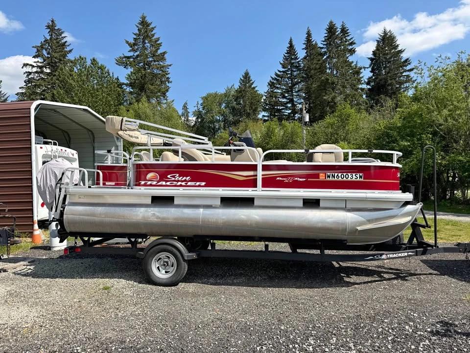 2021 Bennington SV Line