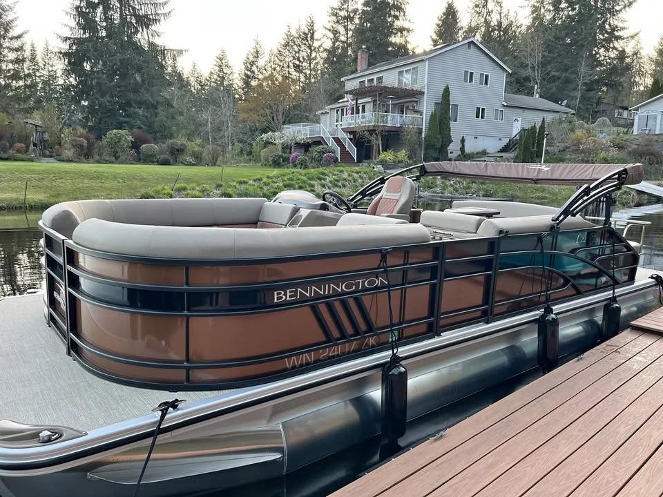 2023 Bennington lsb slingback