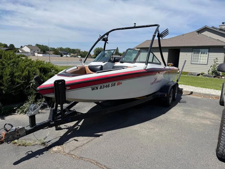 1997 Ski Centurion falcon