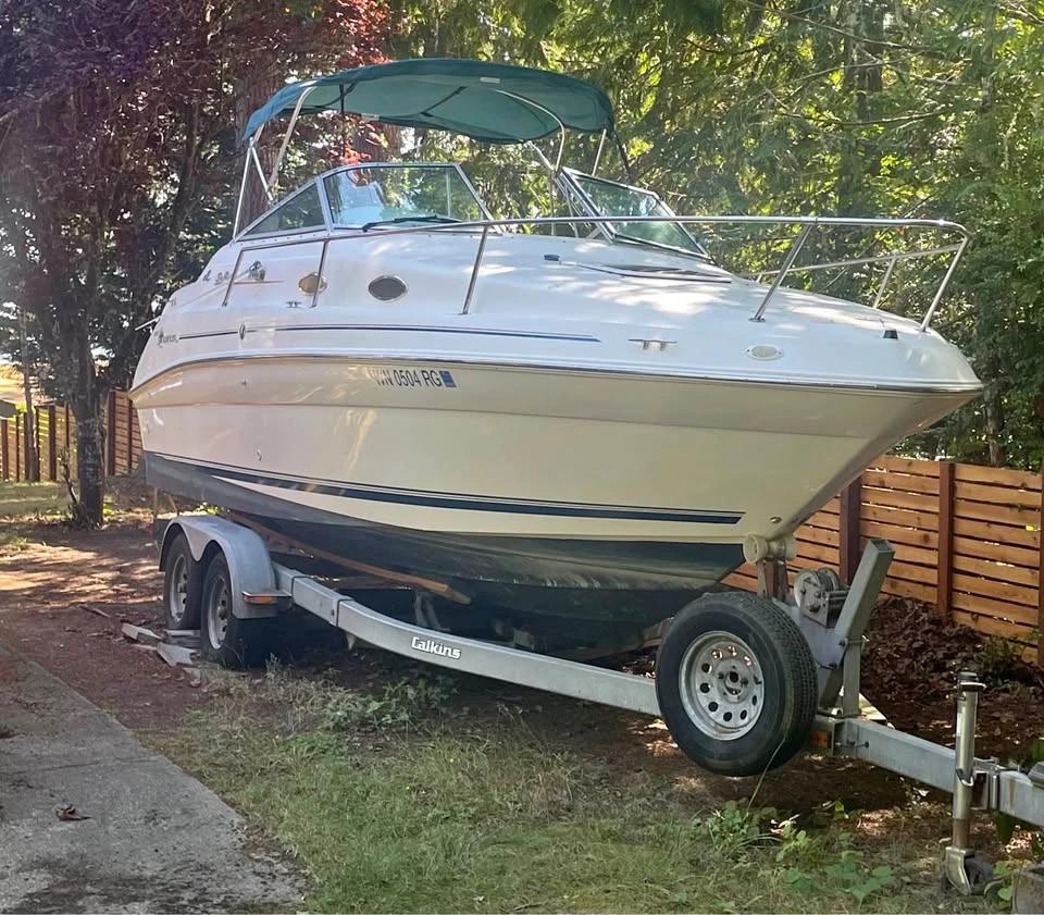 1997 SeaRay Sundancer 240 240 Sundancer