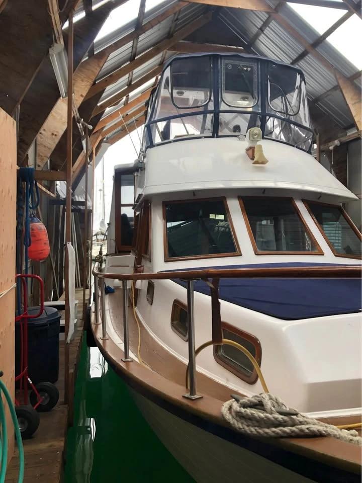 1981 Marine Trader 43’ LaBelle 43 LaBelle
