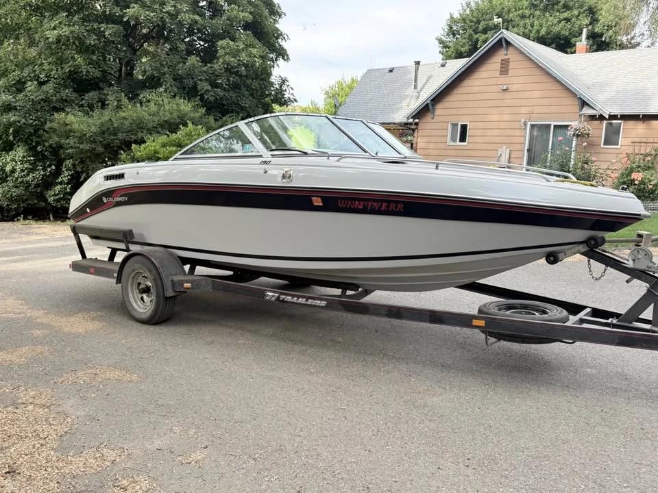 1993 Celebrity 190 br 190 Bowrider