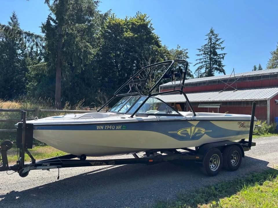 2001 Nautique correct craft 21