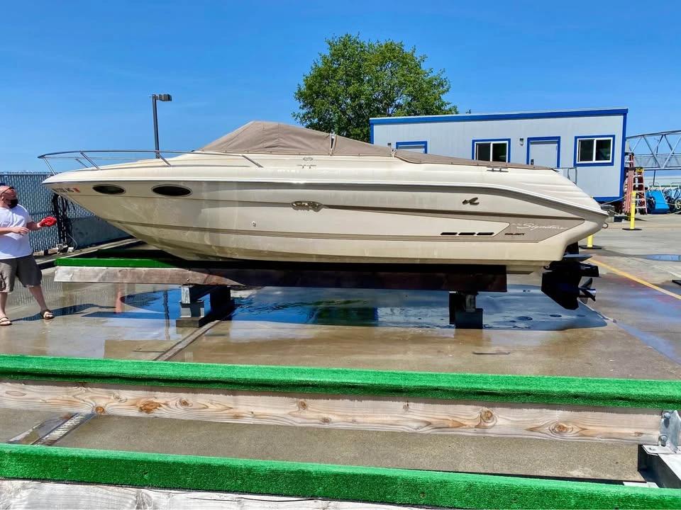 1995 Sea Ray signature select overnighter 220 Overnighter Select