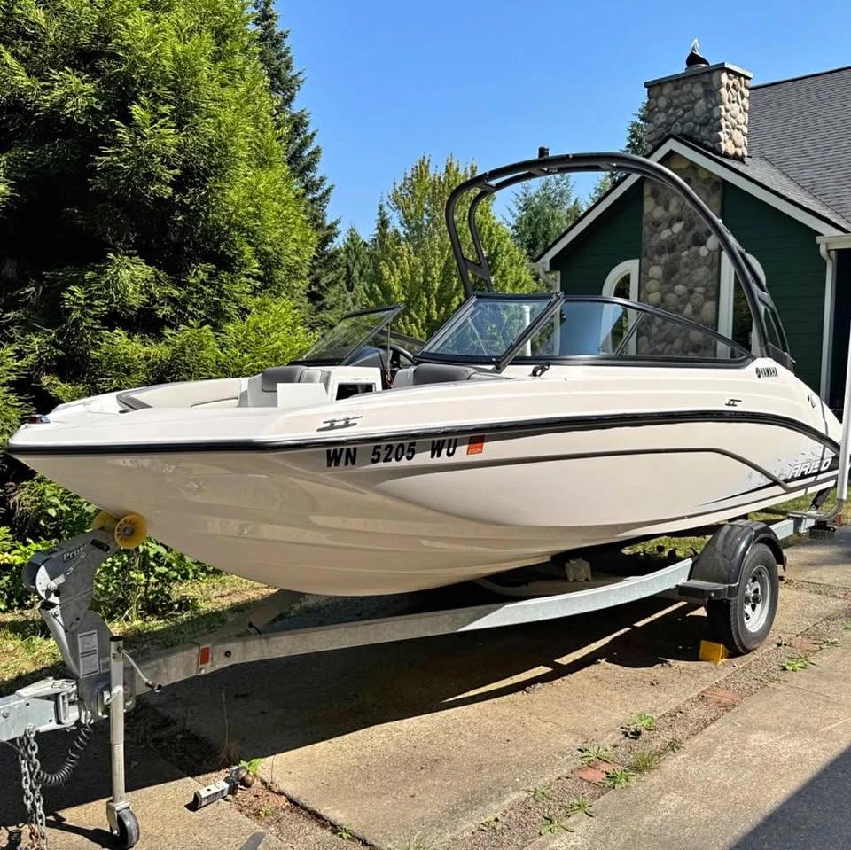 2023 Yamaha ar190