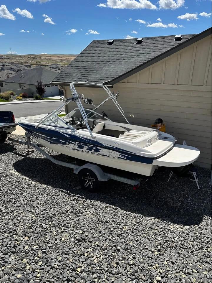 2008 Bayliner 185 f18 series 185 BR Flight Series