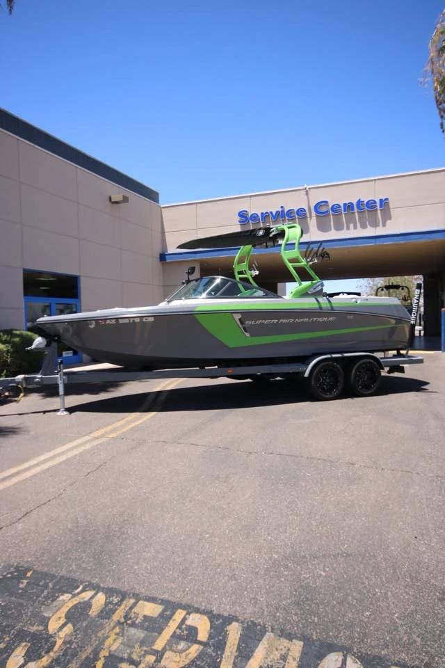 2016 Super Air Nautique 230