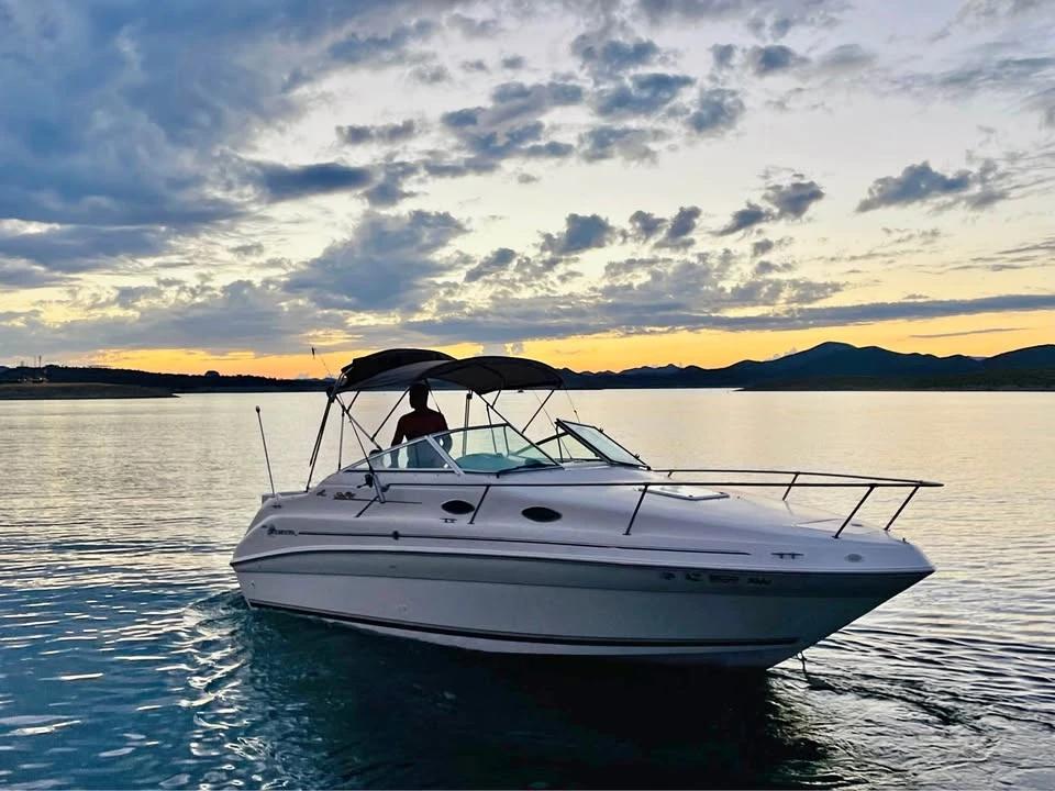 1997 Sea Ray sundancer 240 240 SUNDANCER