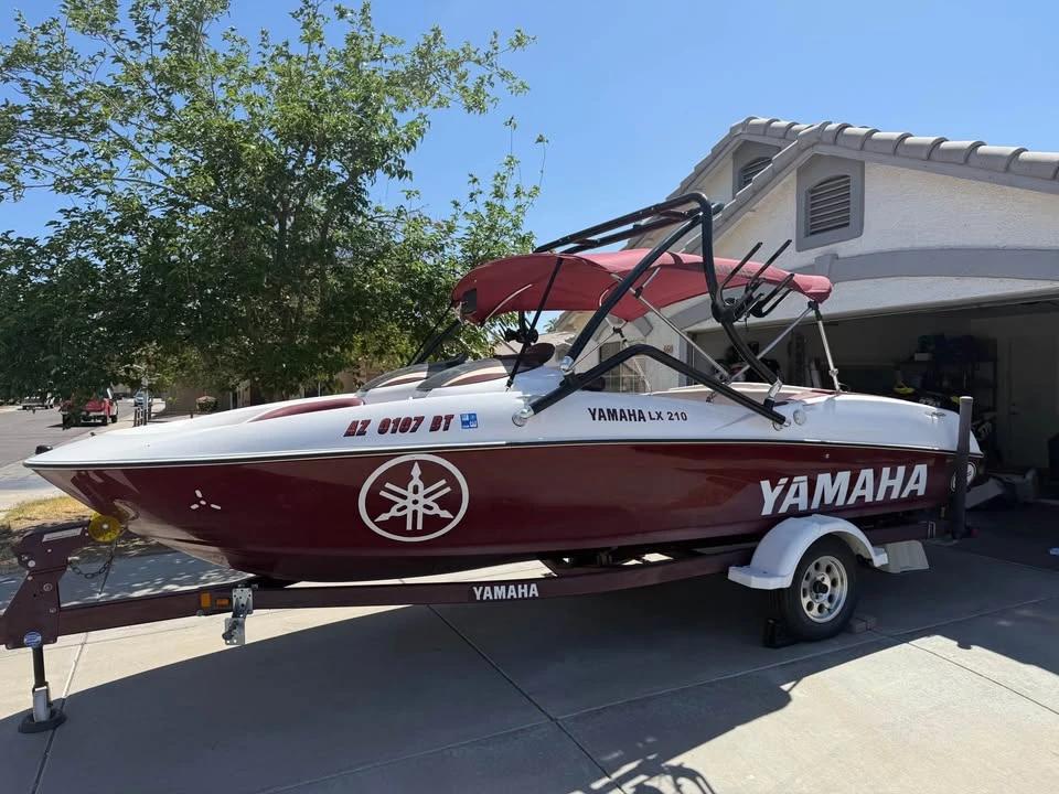 2003 Yamaha lx210