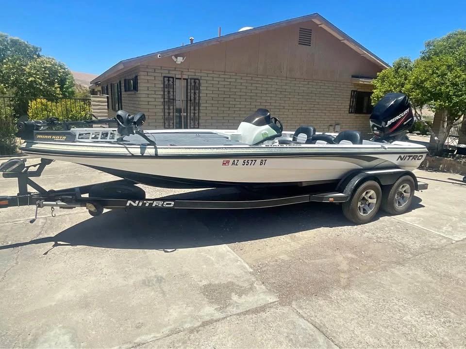 2005 2005 Nitro with 200 hp Nitro 901 CDX