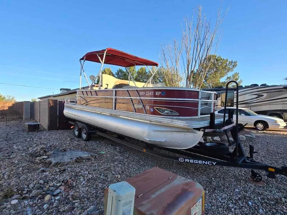 2016 Silver Wave 26 Ft 250 Island CL