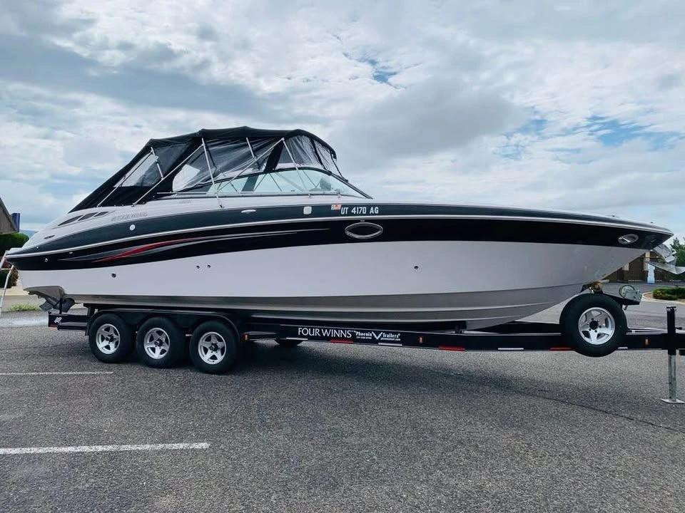 2008 Four Winns 310 horizon