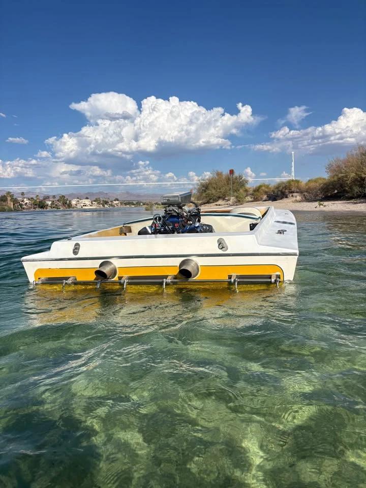 2004 22’ V drive trade ATX 22 Type-S