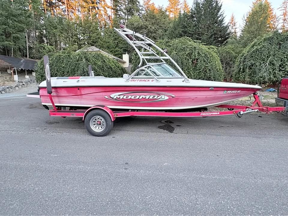 2026 Moomba Outback V