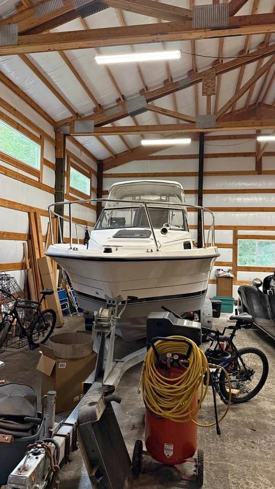 1994 Bayliner Trophy Trophy 2004 Walkaround
