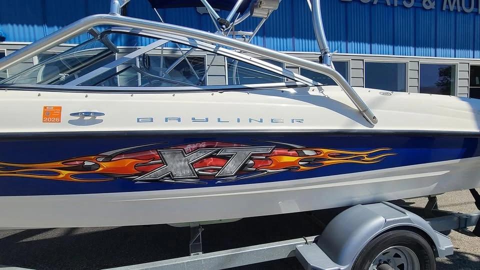2006 Bayliner 205 bowrider Bayliner 205 Bowrider