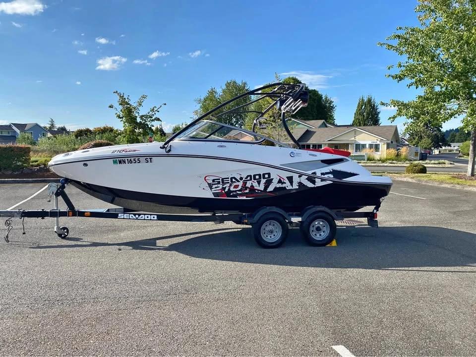 2010 Seadoo 210 Wake Challenger