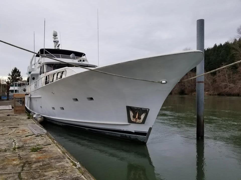 1981 burger yacht 86' aluminum Hull. 86 Motor Yacht