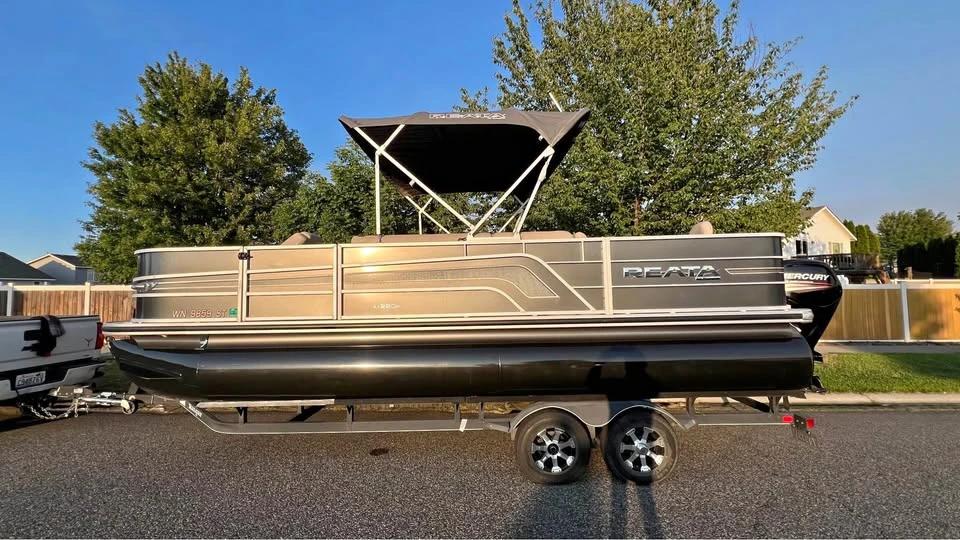 2017 Ranger Reata RP220F Pontoon RP220F