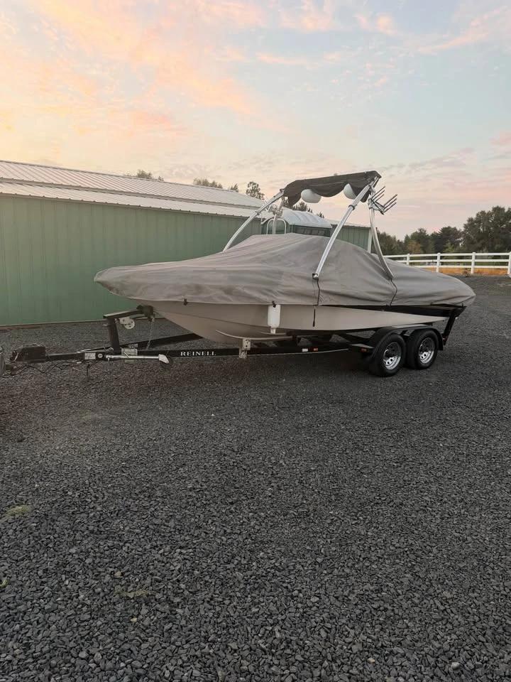 2000 2000 reinell 205 205 LX