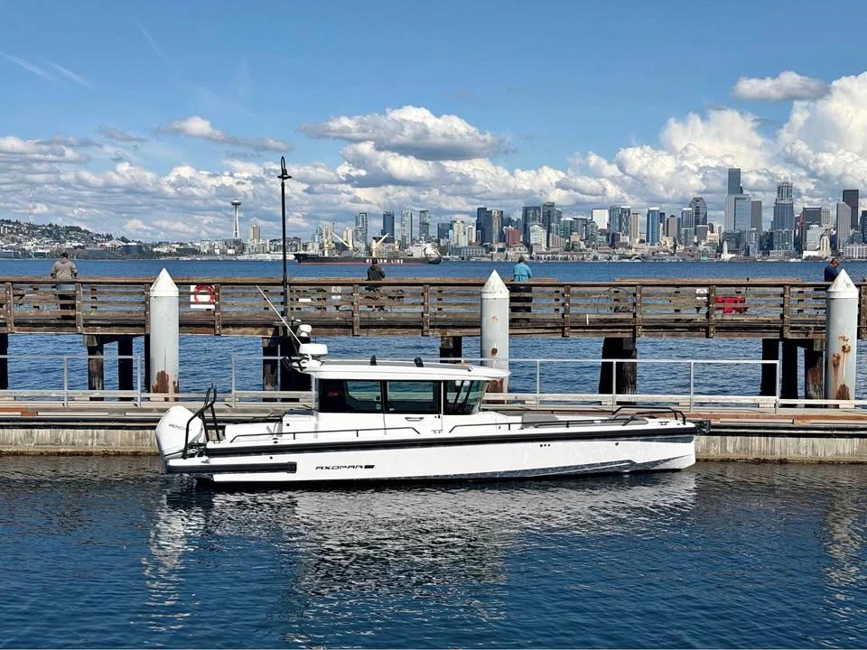 2021 Axopar 28 cabin brabus line 28 Cabin