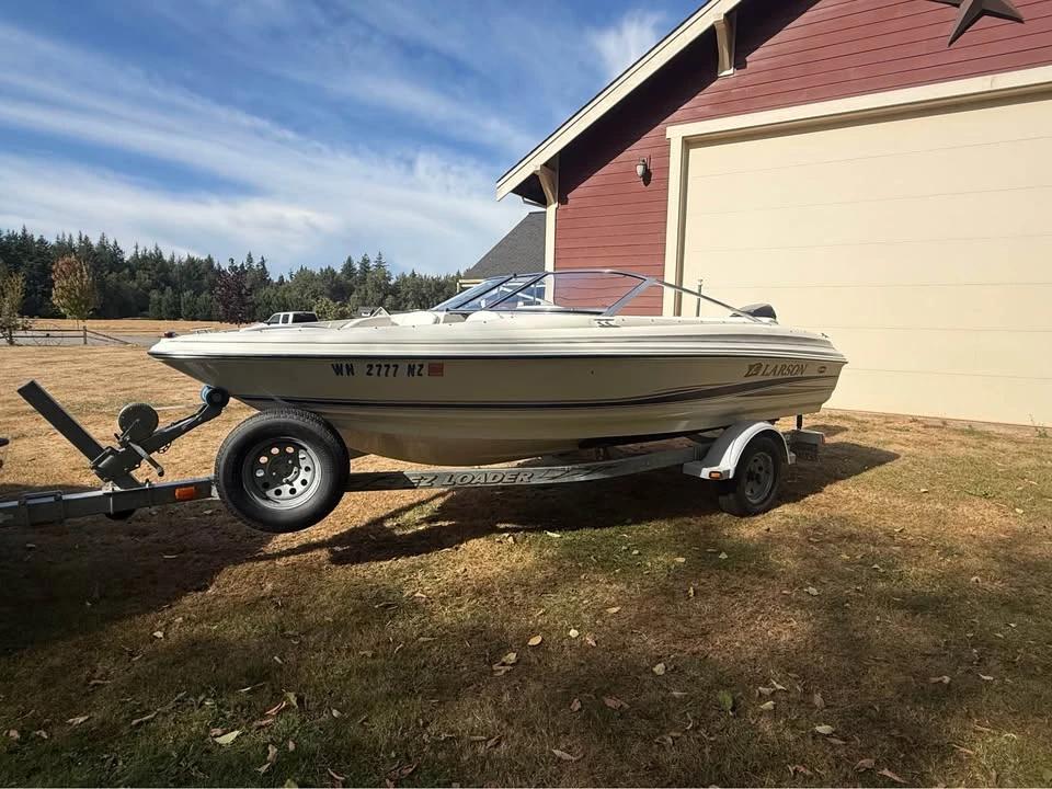 2004 2004 Larson sei 180 Sei 180 Bowrider