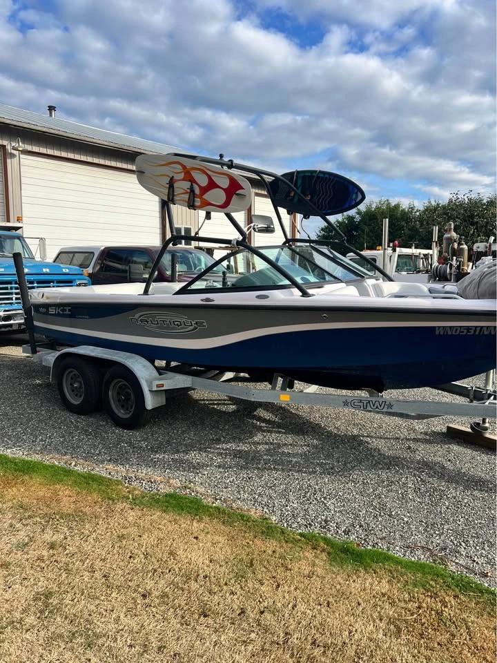 2003 Ski nautique Correct Craft