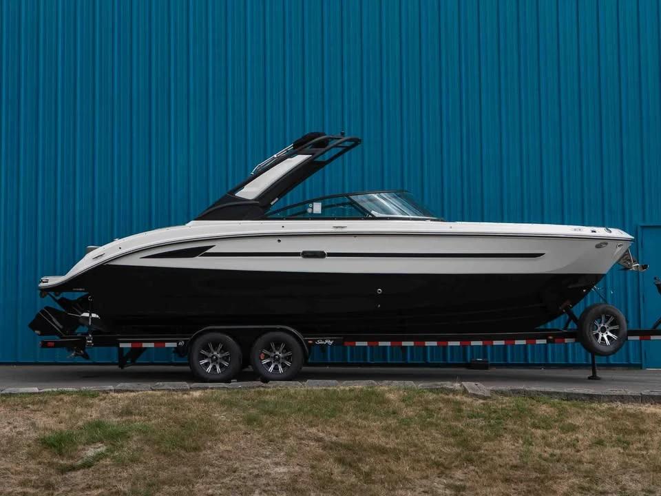 2025 SEA RAY sdx270 surf